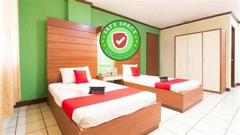 hotels near centrio mall